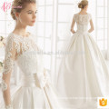 Voguish Long Sleeve A Line Appliqued New Style Lace Wedding Dress